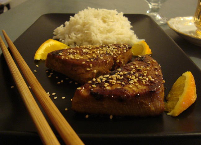 Photo d'un plat de Tofu laqué à l'orange